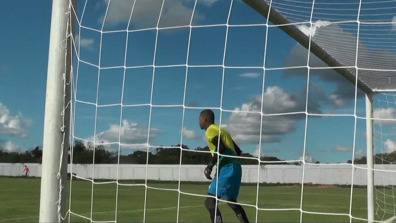 Camacã: Prefeito entrega Estádio reformado na abertura do Campeonato Amador 2019
